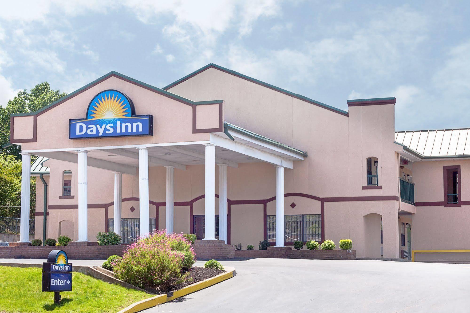 Days Inn By Wyndham Lexington Exterior photo
